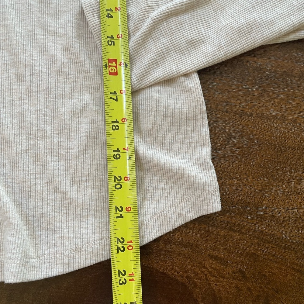 American Eagle Henley V-neck Long Sleeve T Shirt Women’s XL Oatmeal Snaps - Picture 7 of 8